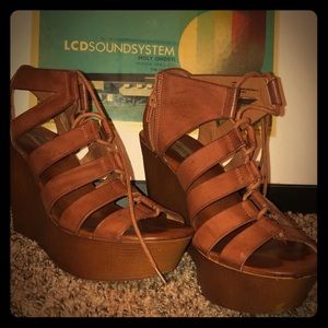 Steve Madden platform sandals